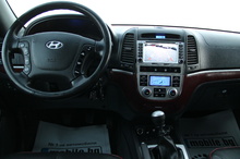 Монтаж на навигация двоен дин за Hyundai Santa Fe